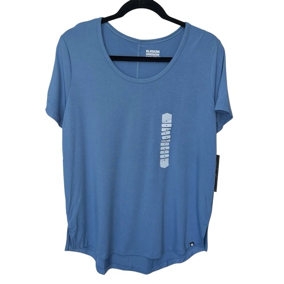 Duluth Trading Co Tops - Alaskan Hardgear By Duluth Trading Co AKHG Renew Short Sleeve Tee Women's Medium